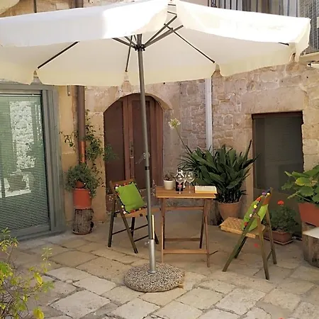 Corte Sagarriga Visconti فندق مبيت وإفطار جيوفيناتسو
